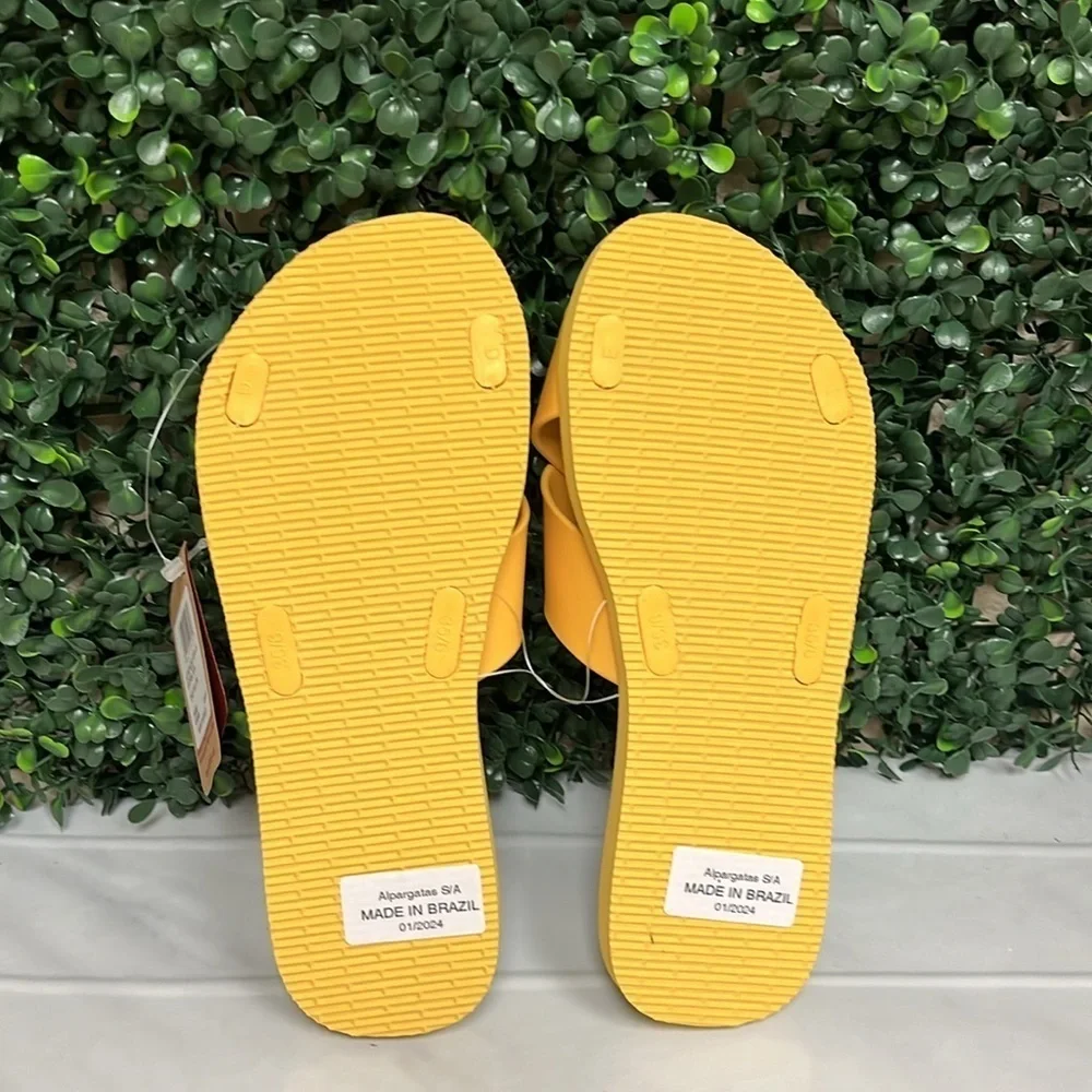Havaianas Yellow Women's Sandals - Picture 3 of 4